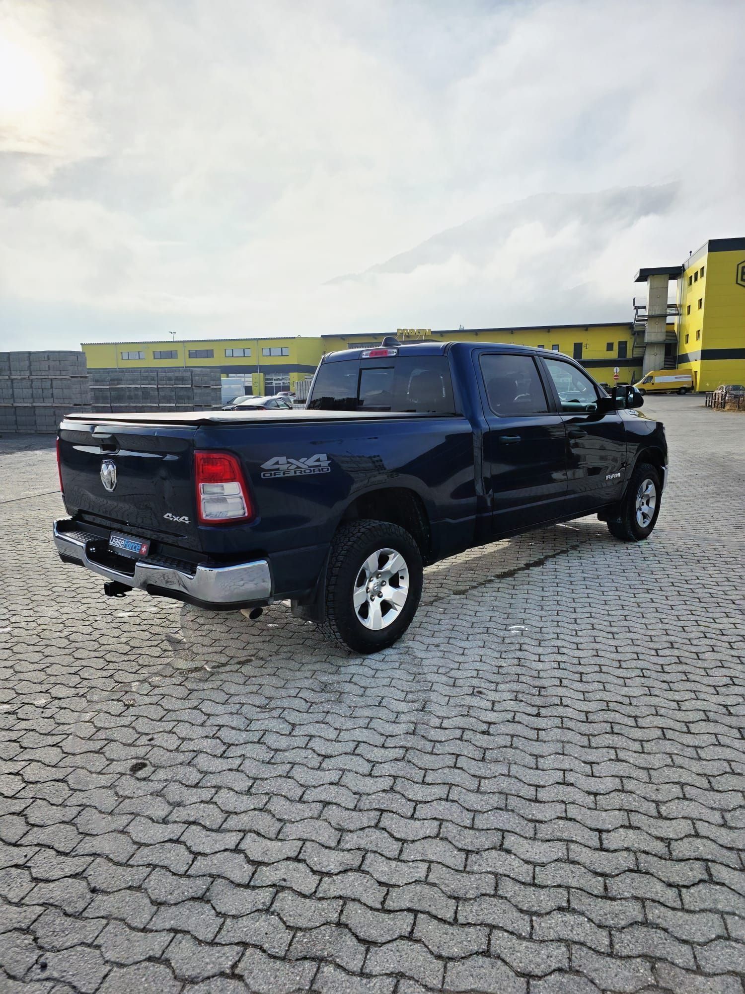 DODGE RAM 1500 LE 2021