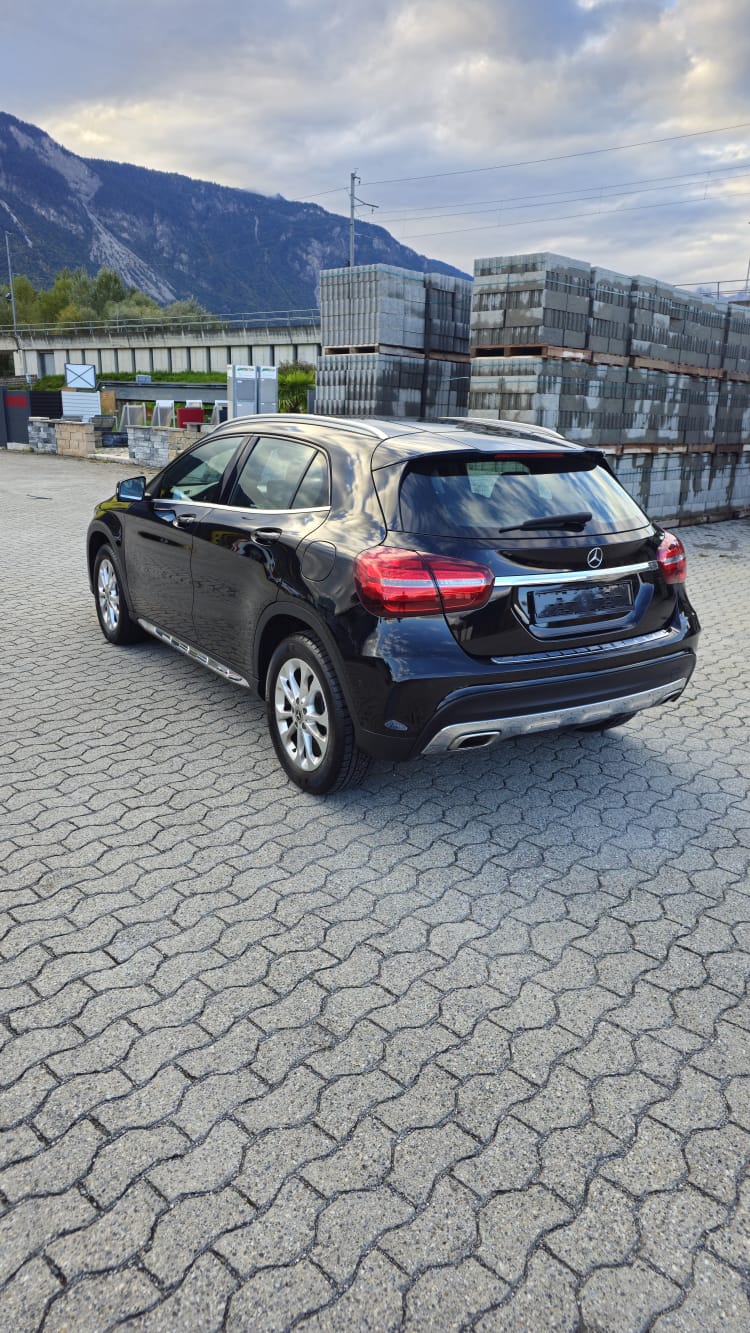 Mercedes GLA 200