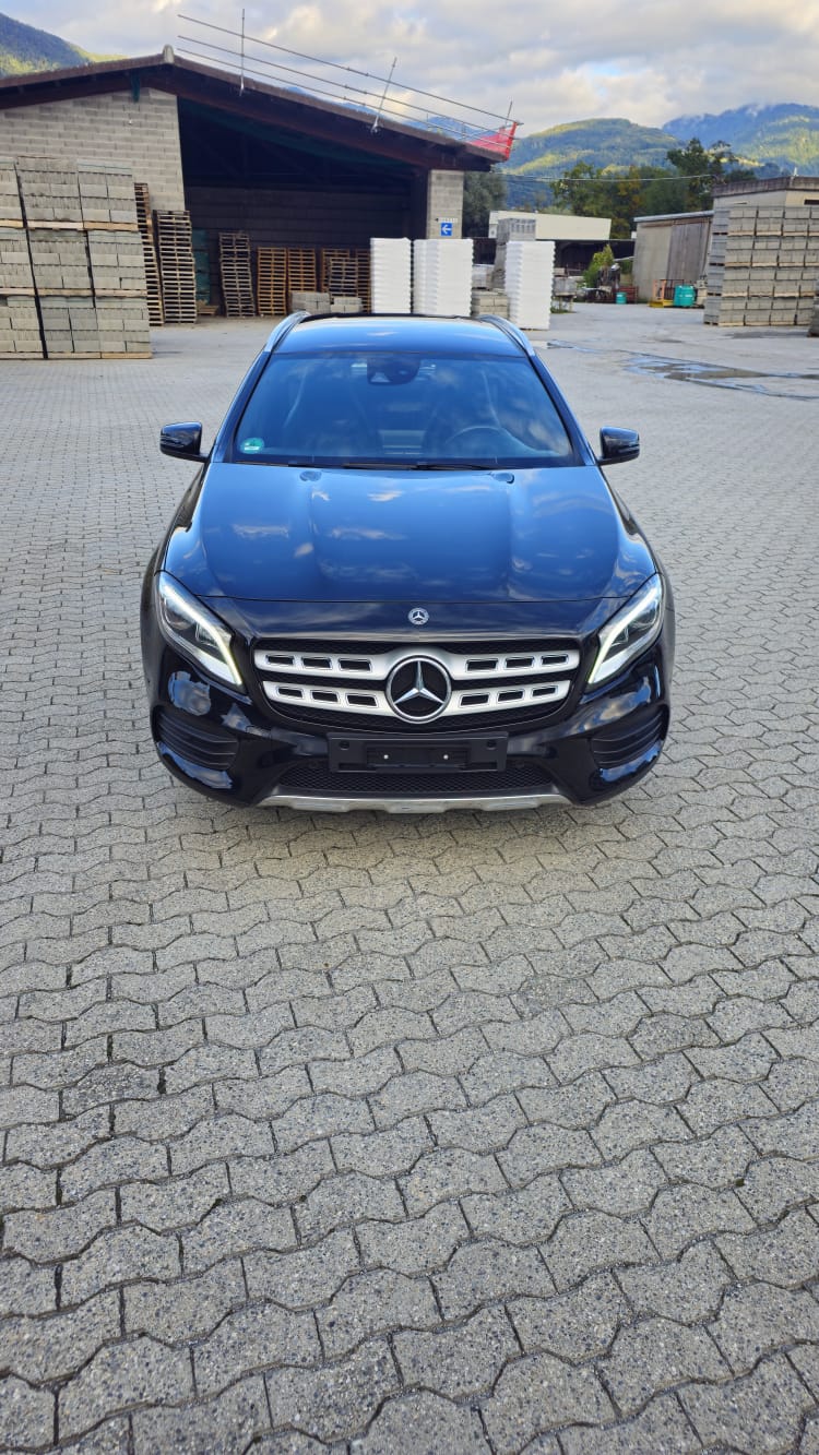 Mercedes GLA 200