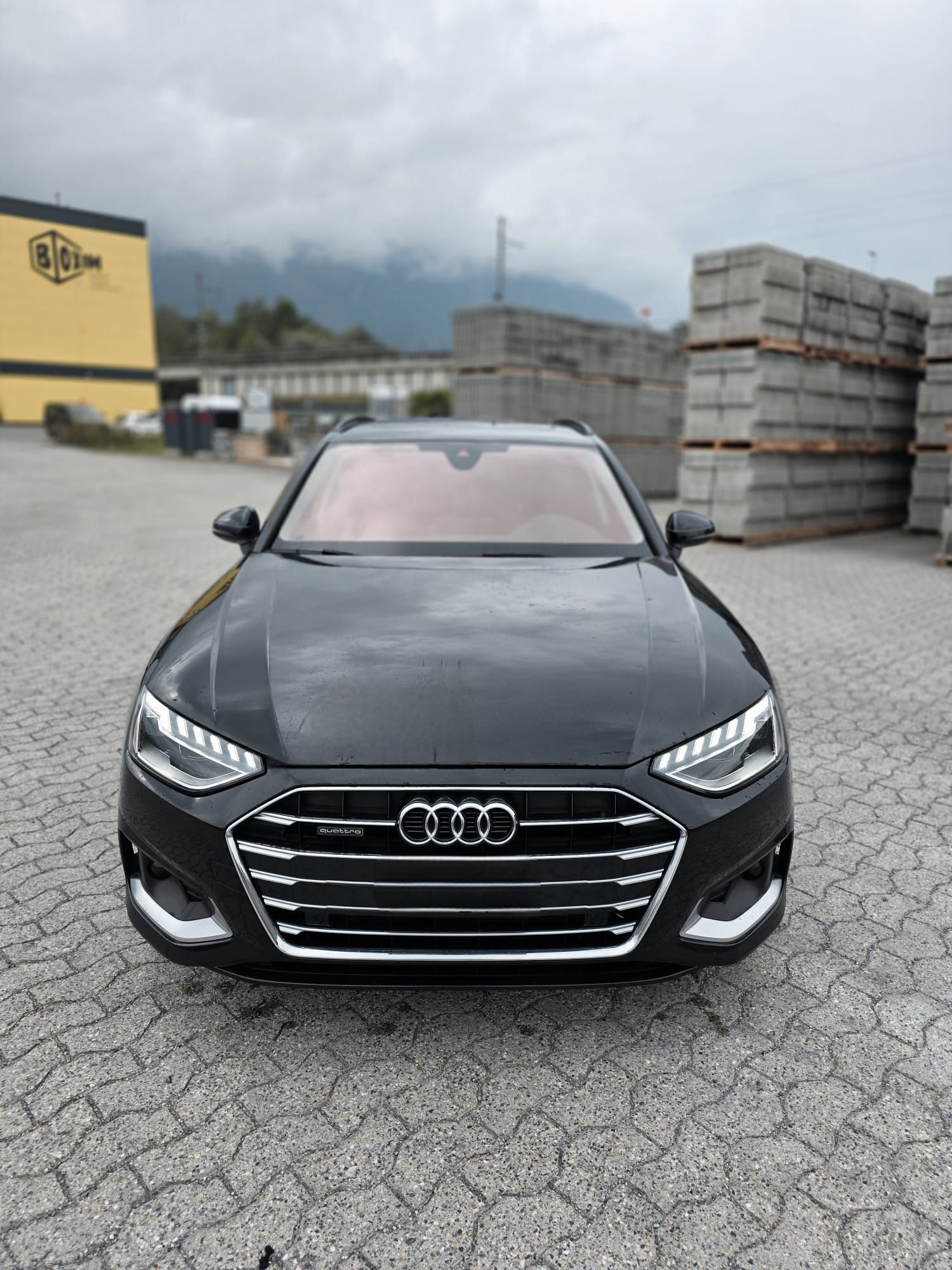 Audi A4 Avant Quattro 40 TDI 204ch Híbrido Suave