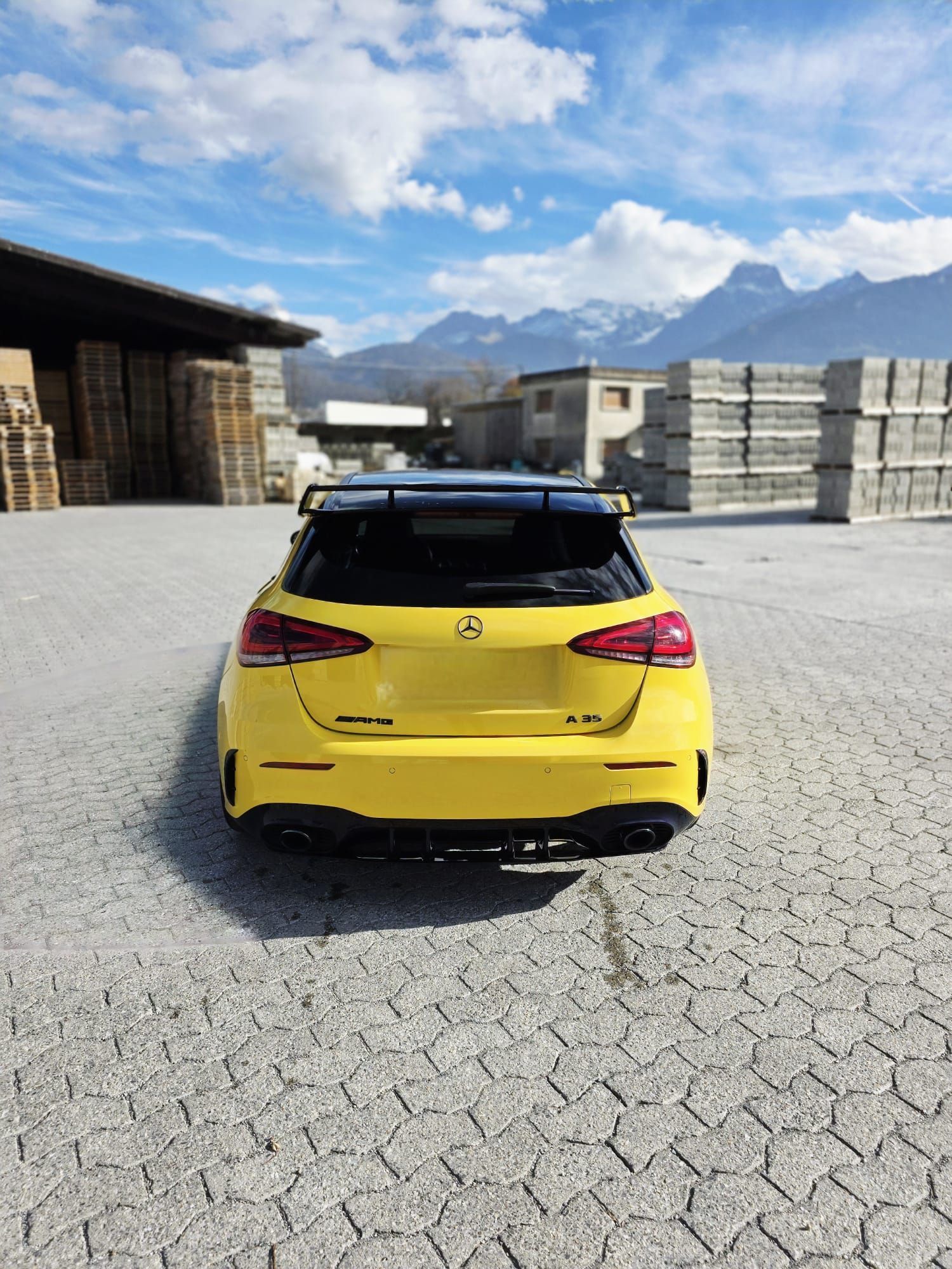 Mercedes A35 AMG