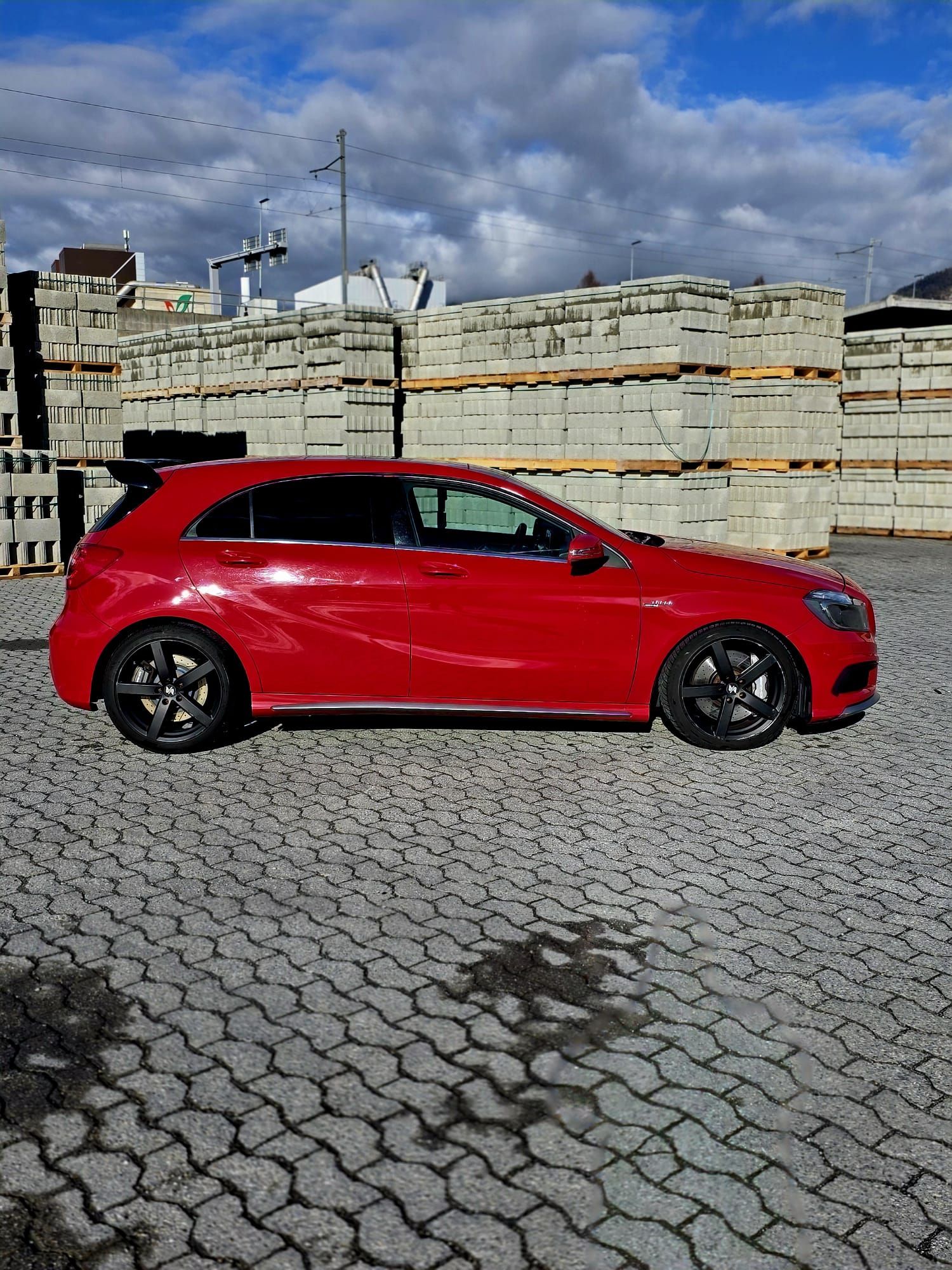 Mercedes A45 AMG