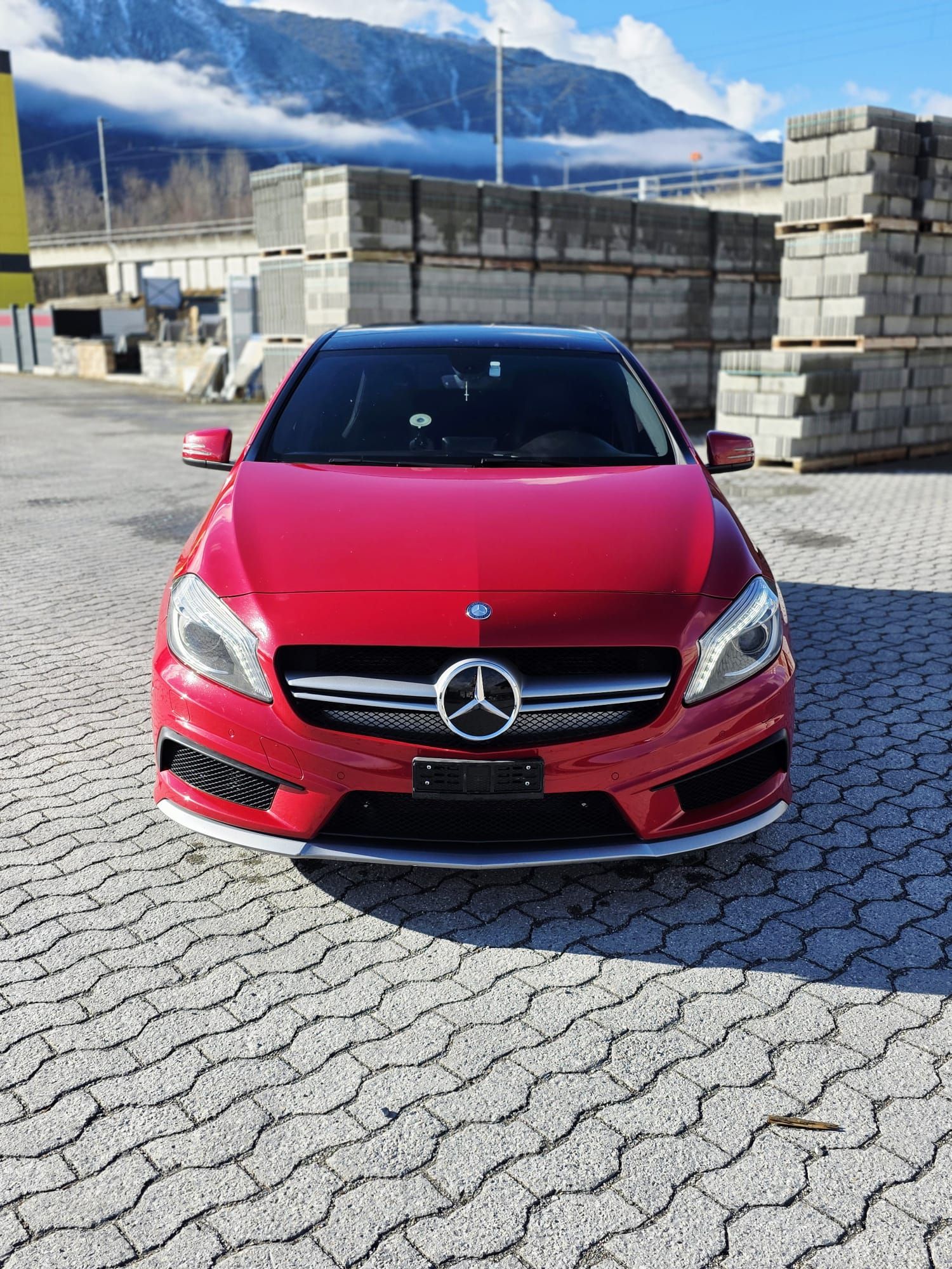 Mercedes A45 AMG