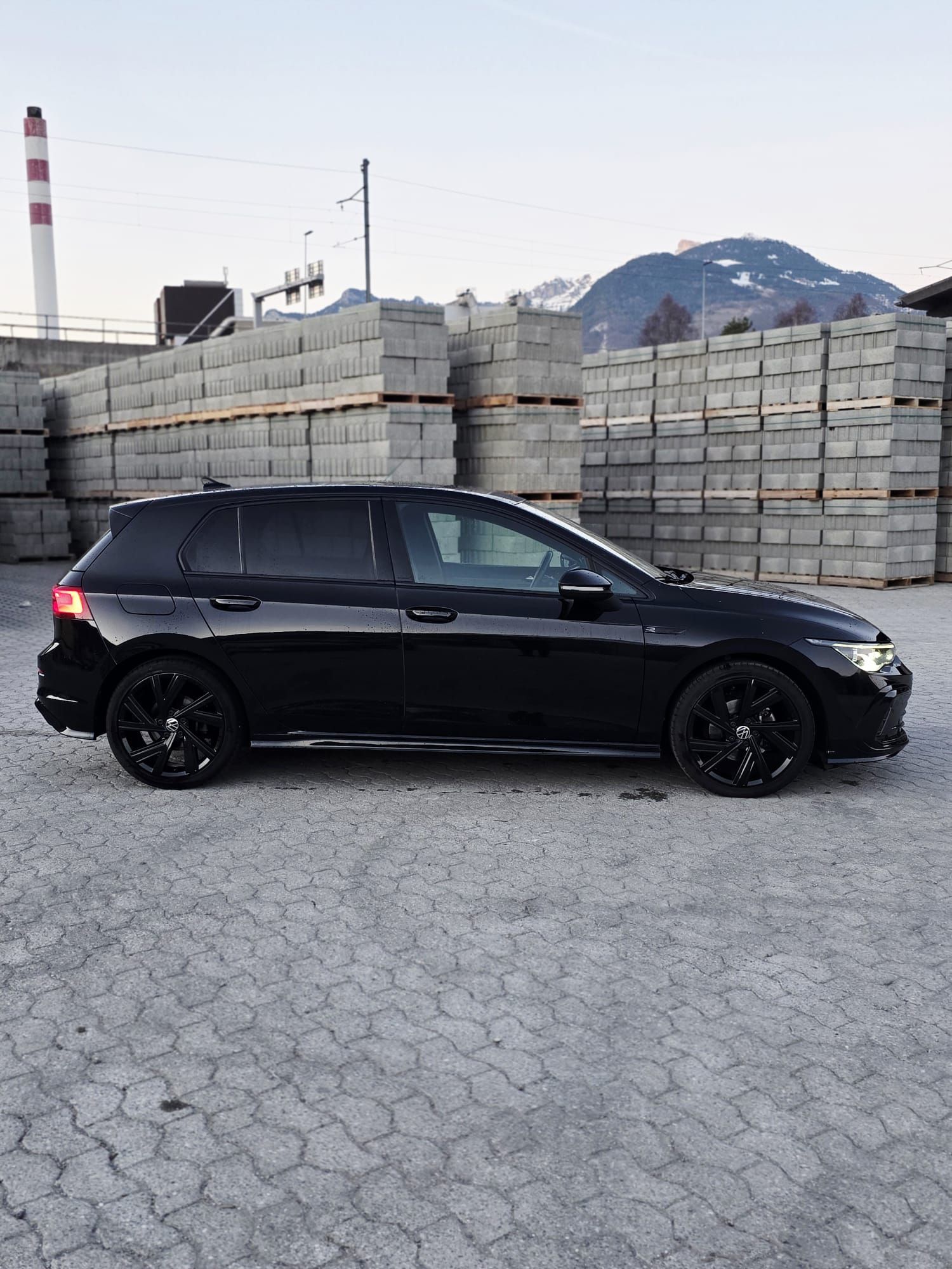 VW Golf 8 1.5 TSI R-Line