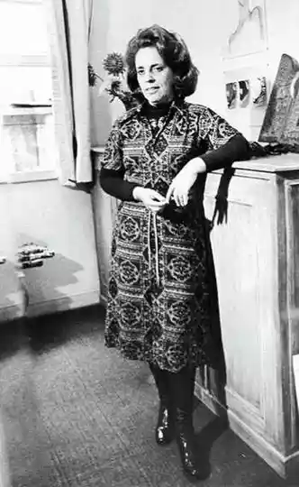 COSTURANDO A RESISTÊNCIA: A MODA COMO PROTESTO NA DITADURA MILITAR BRASILEIRA