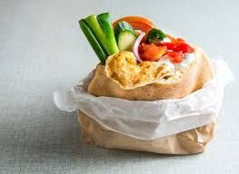 מבצע ! חביתה בפיתה + שתיה