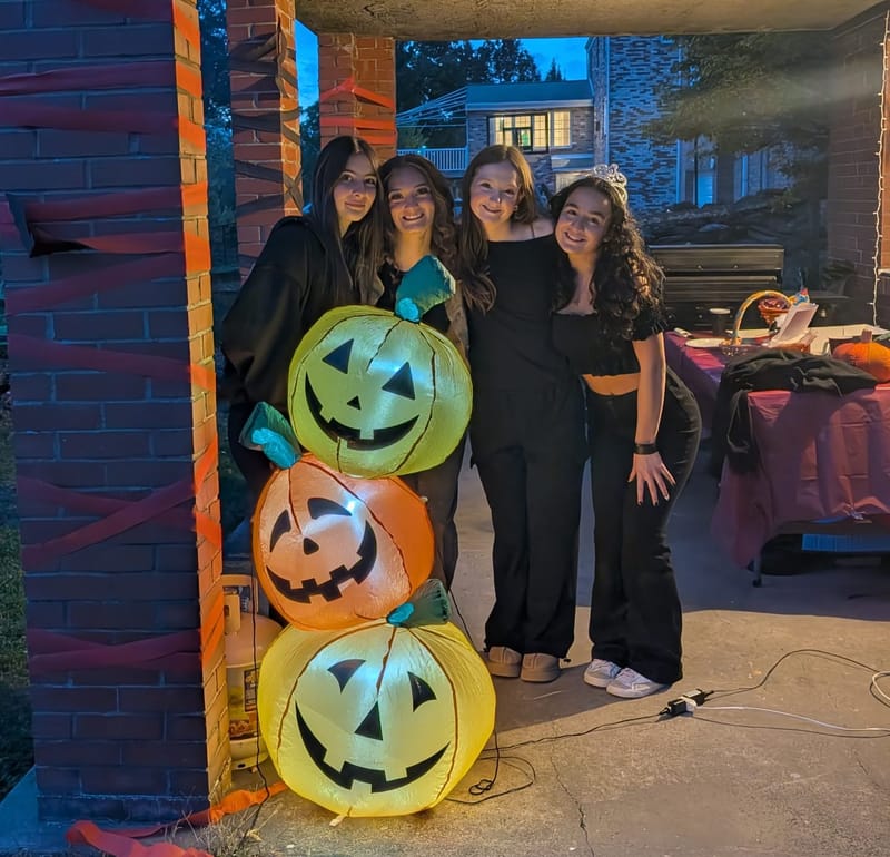 π The Decorations π