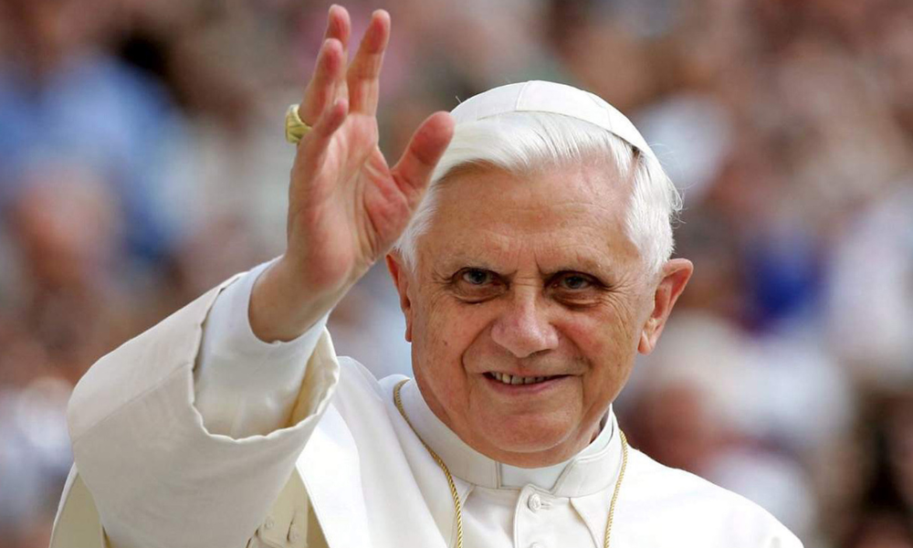 BENEDICTO XVI MASON