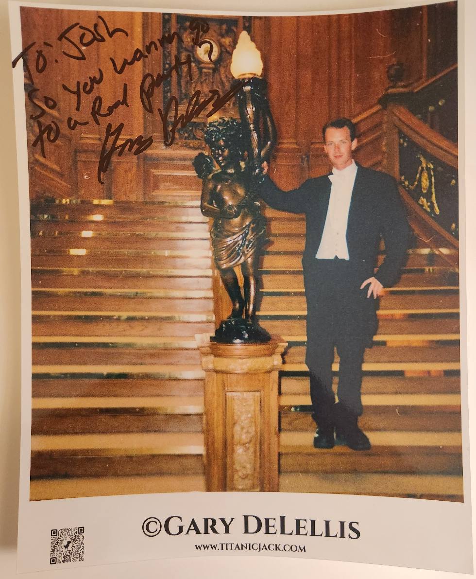 Gary DeLellis Autograph