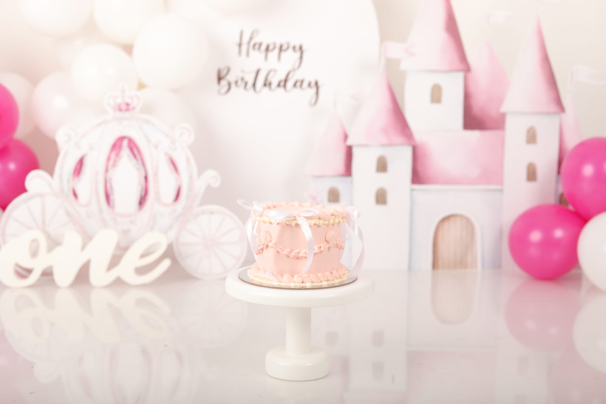 ثيم سندريلا وردي 