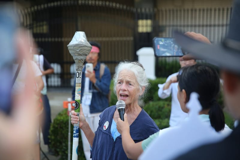 06/03/2025 8964 protesting in Los Angeles