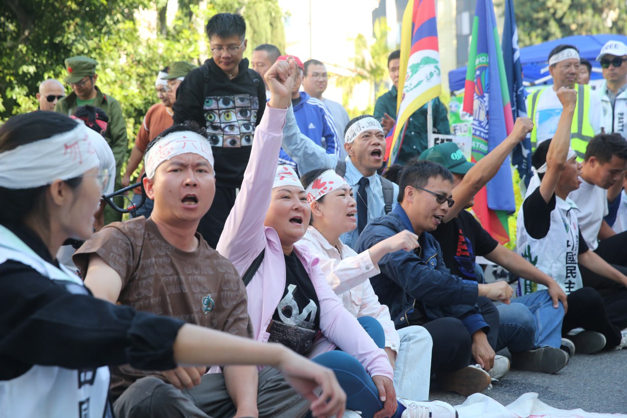06/03/2025 8964 protesting in Los Angeles