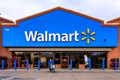 Walmart Inc.: America’s Retail Giant Reshaping Global Commerce