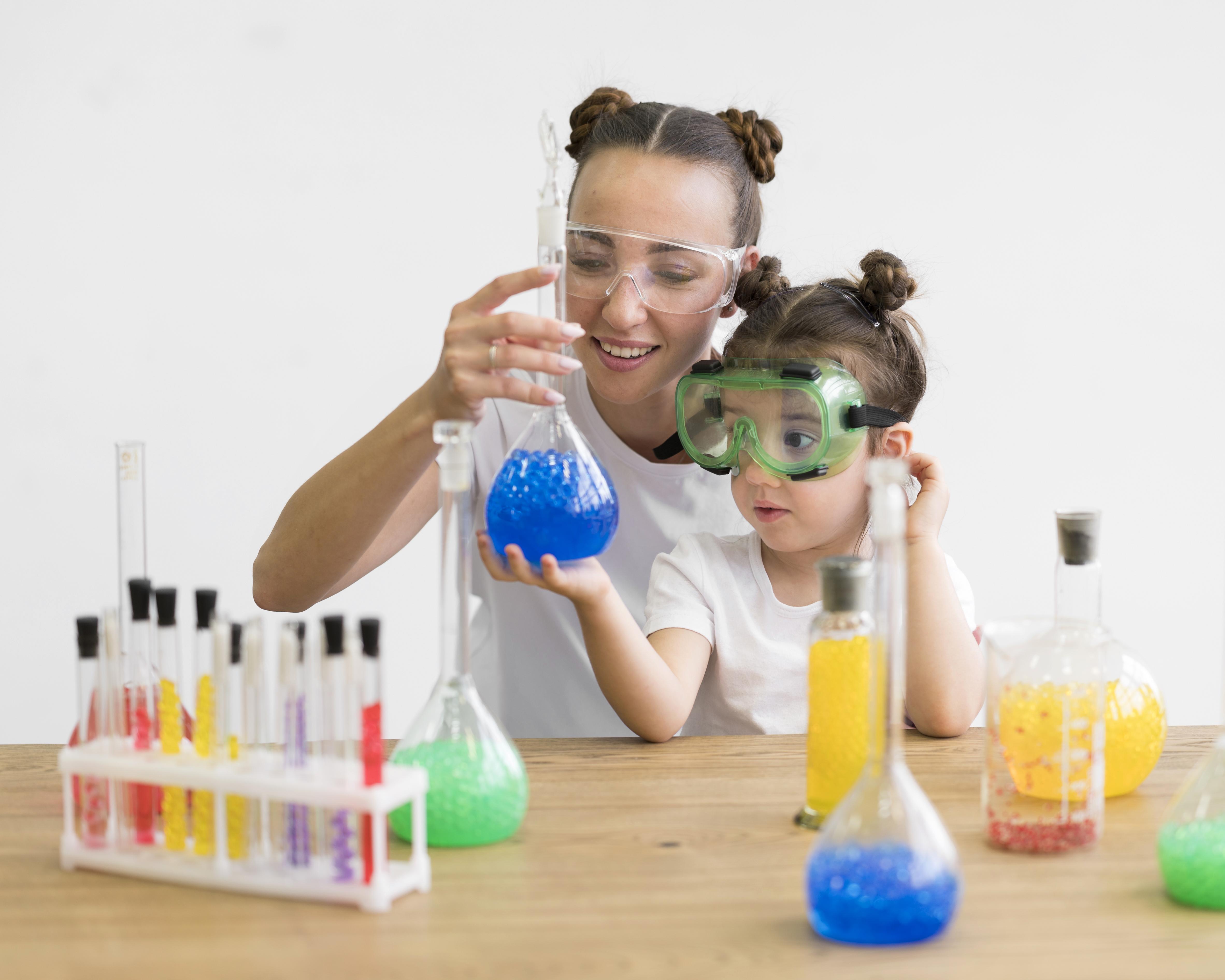 Home Chemistry Experiments – Safe chemistry projects for kids and families.