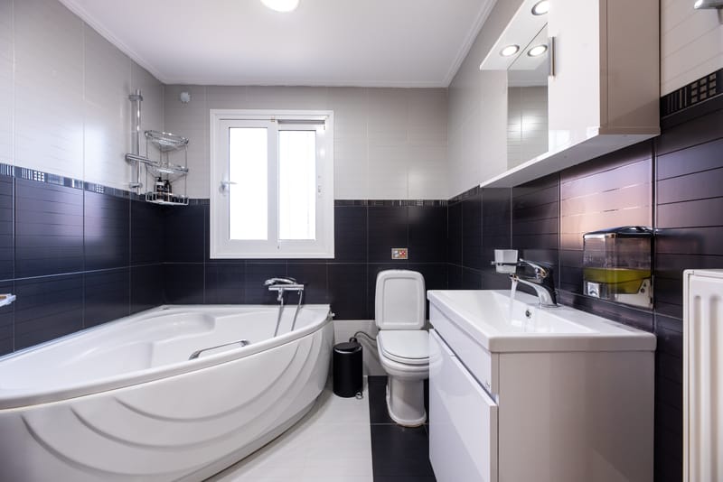 Your Fully Equipped Apartment with Stunning Hill Views
