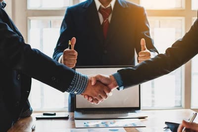 Conflitos no ambiente corporativo: Dicas para negociação e resolução de hostilidades