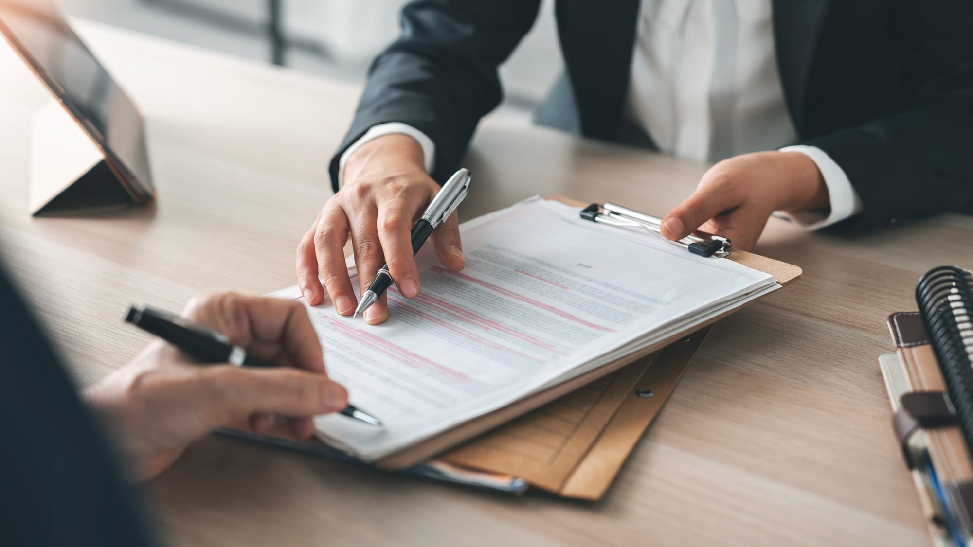 Já tenho contrato social. Preciso de acordo de sócios?