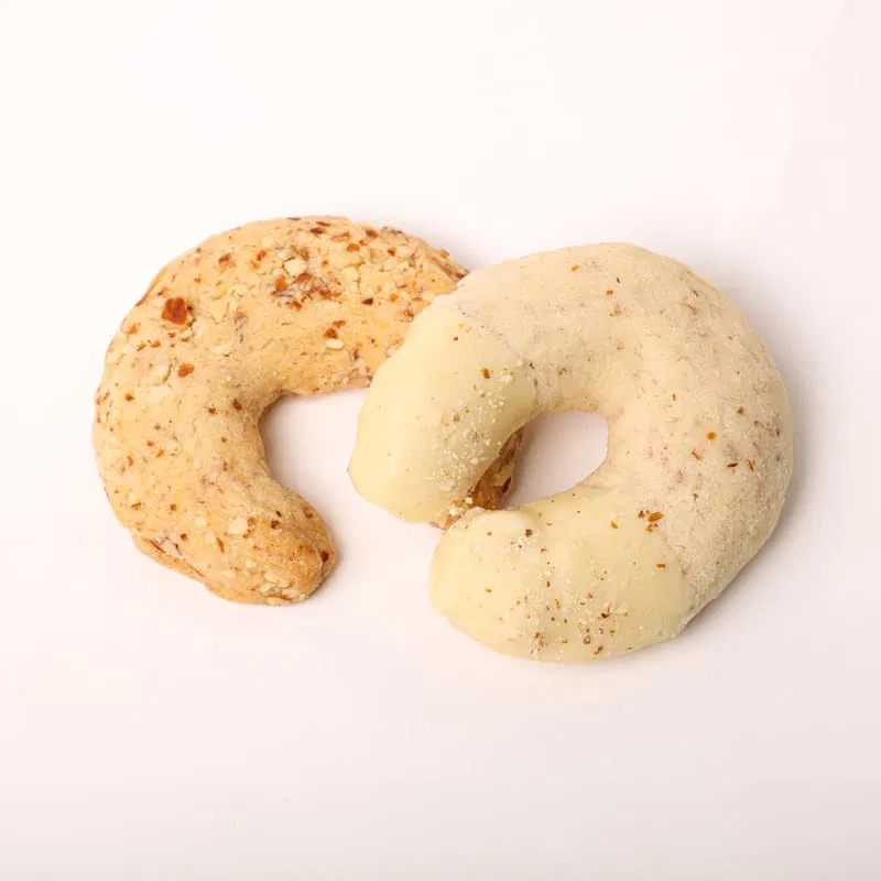 סהרוני שקדים: מסע קסום אל לב המטבח המרוקאי