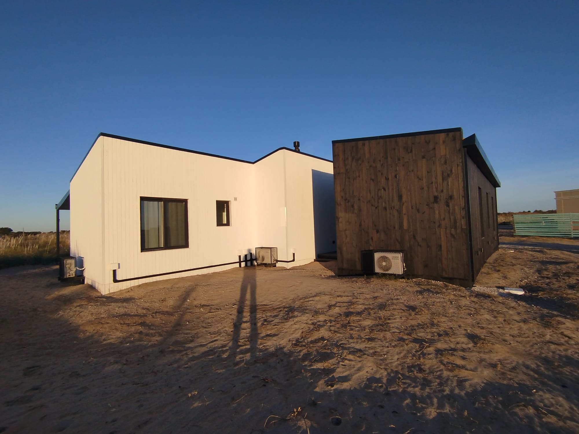 Casa 236 - El Salvaje ( Exterior y Interiores )