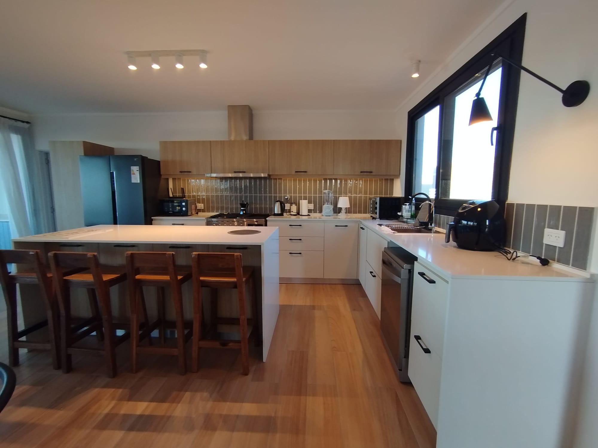 Casa 236 - El Salvaje ( Exterior y Interiores )