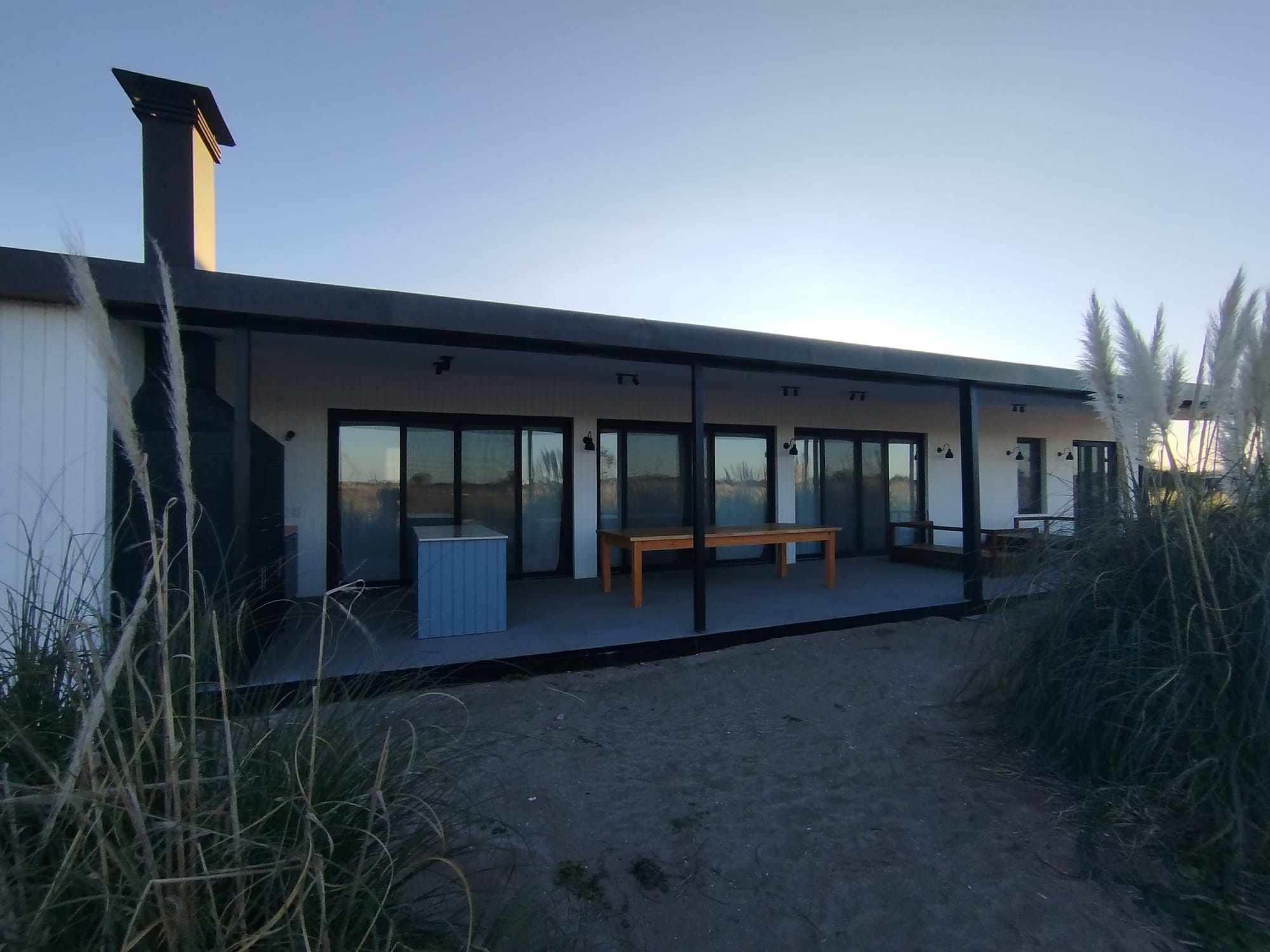 Casa 236 - El Salvaje ( Exterior y Interiores )