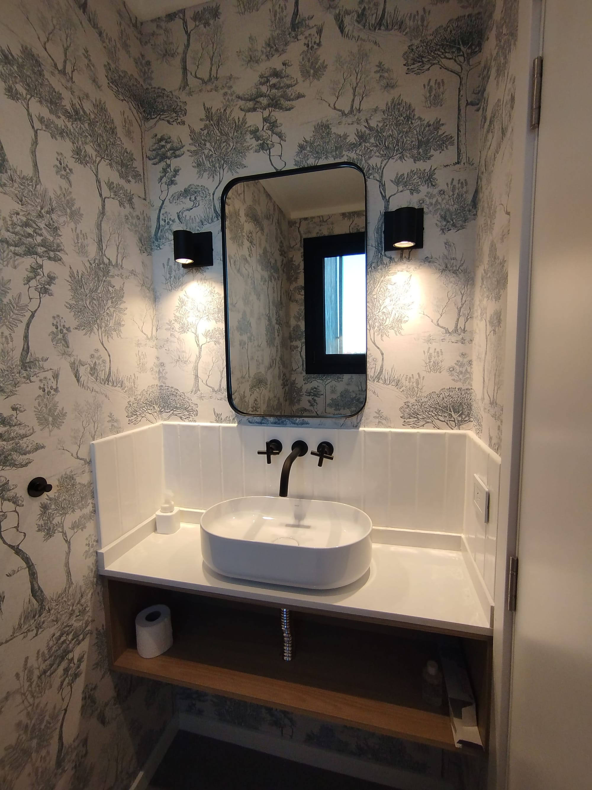 Casa 236 - El Salvaje ( Exterior y Interiores )