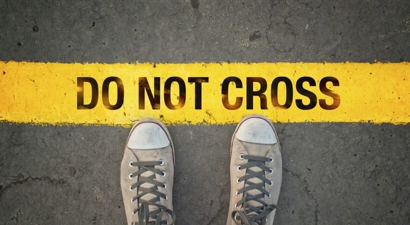 Setting Boundaries: Maintaining Healthy Relationships at Work and Beyond