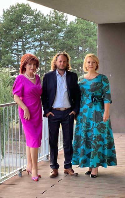 Impossible Art – 42 | WineArt festmény Kiállítás, divatbemutató, könyv és naptár bemutató 2025.08.23