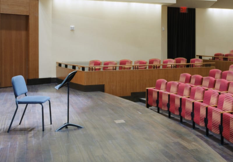 AUDITORIUM CHAIR