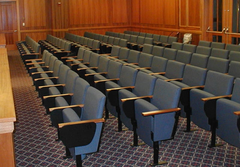 AUDITORIUM CHAIR