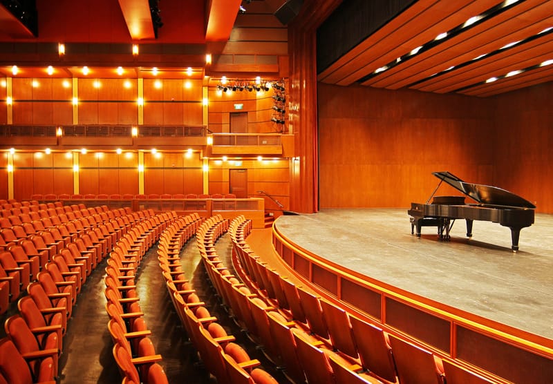 AUDITORIUM CHAIR