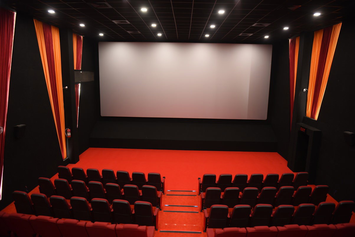 Instalación de butacas de teatro modernas – Cine Angel (Fase 1)