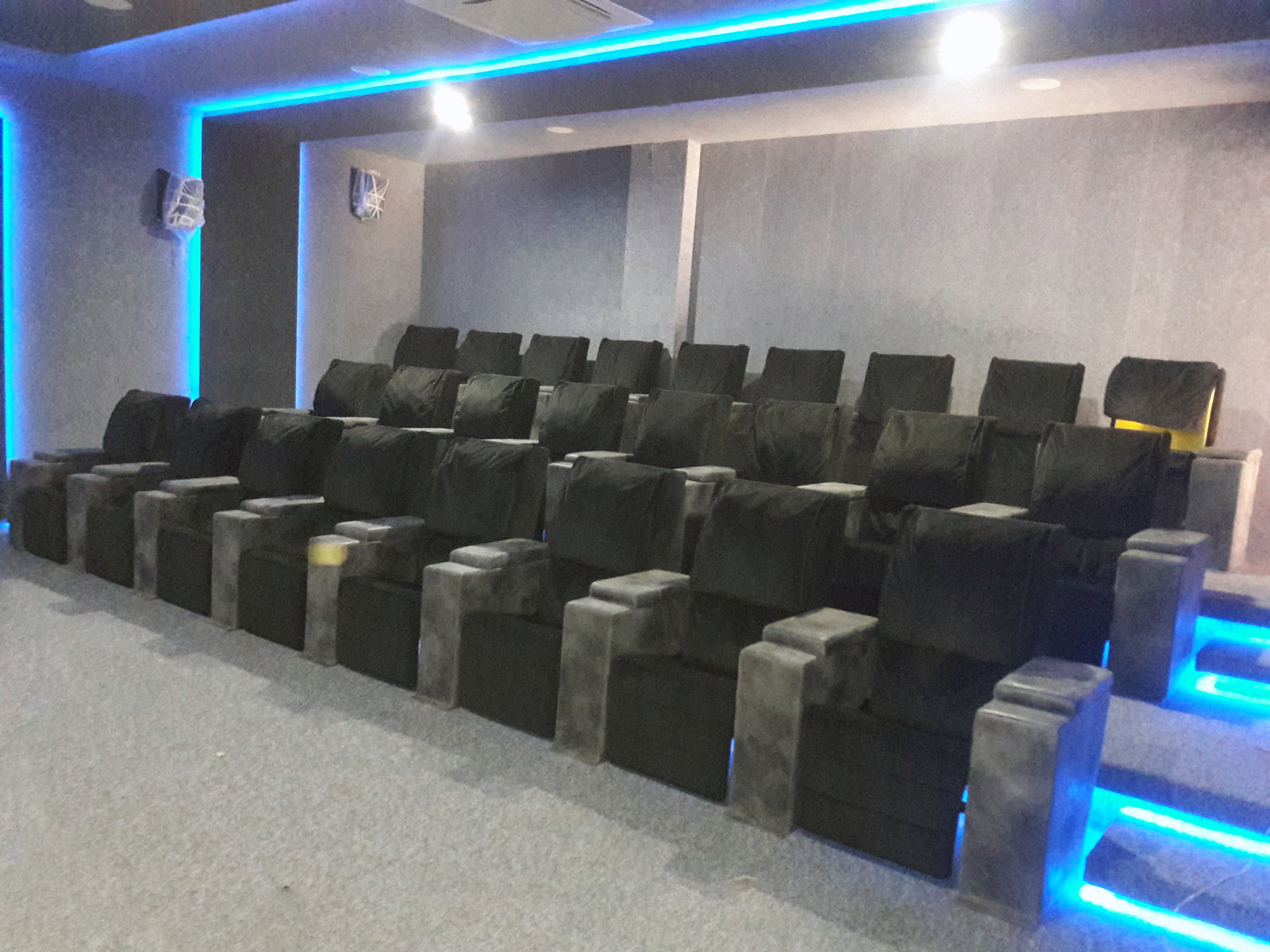 Teatro Club, Gujarat, India