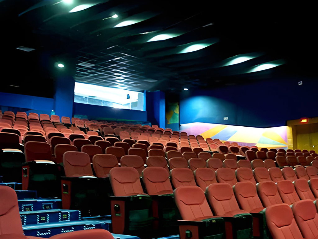 Ayuntamiento de Surat: un lugar histórico para la cultura y los eventos cívicos