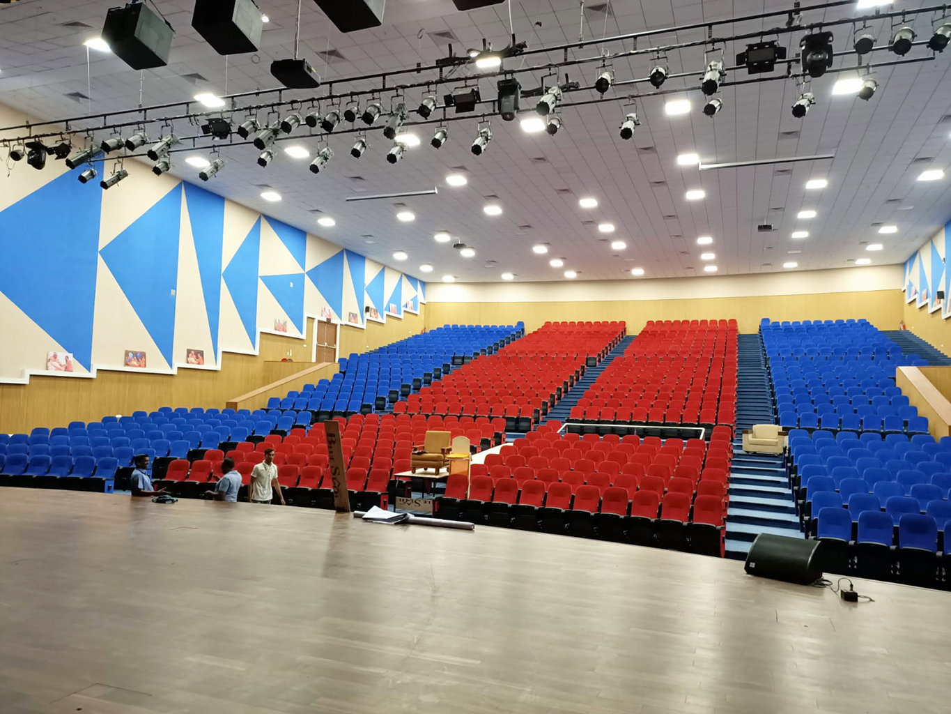 Ayuntamiento de AMC Vastral: un centro comunitario para eventos cívicos