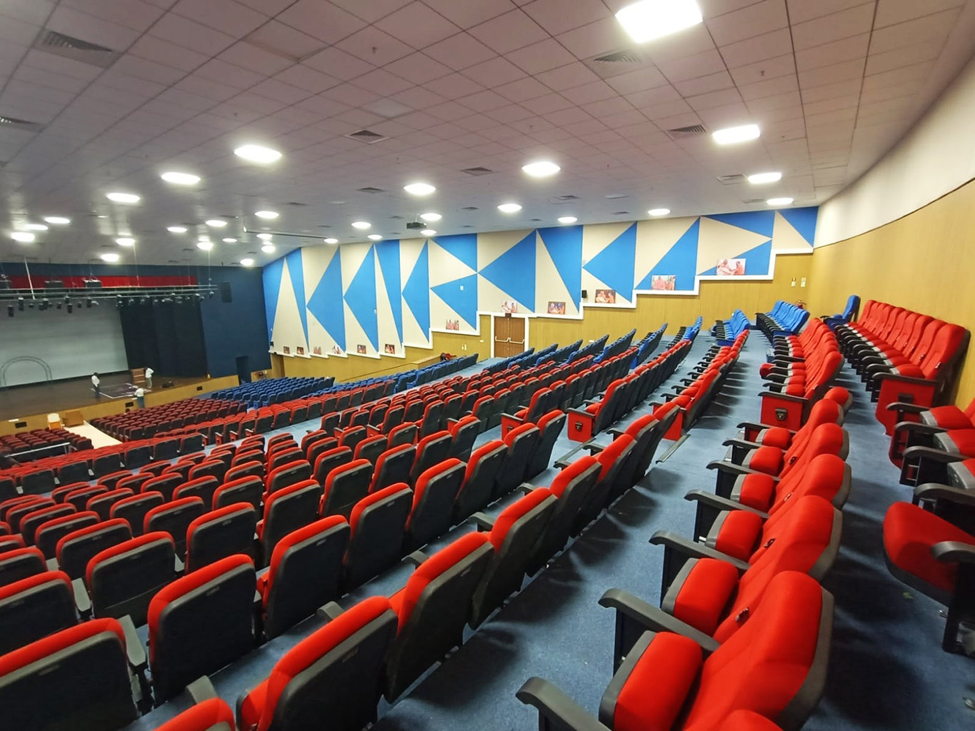 Ayuntamiento de AMC Vastral: un centro comunitario para eventos cívicos