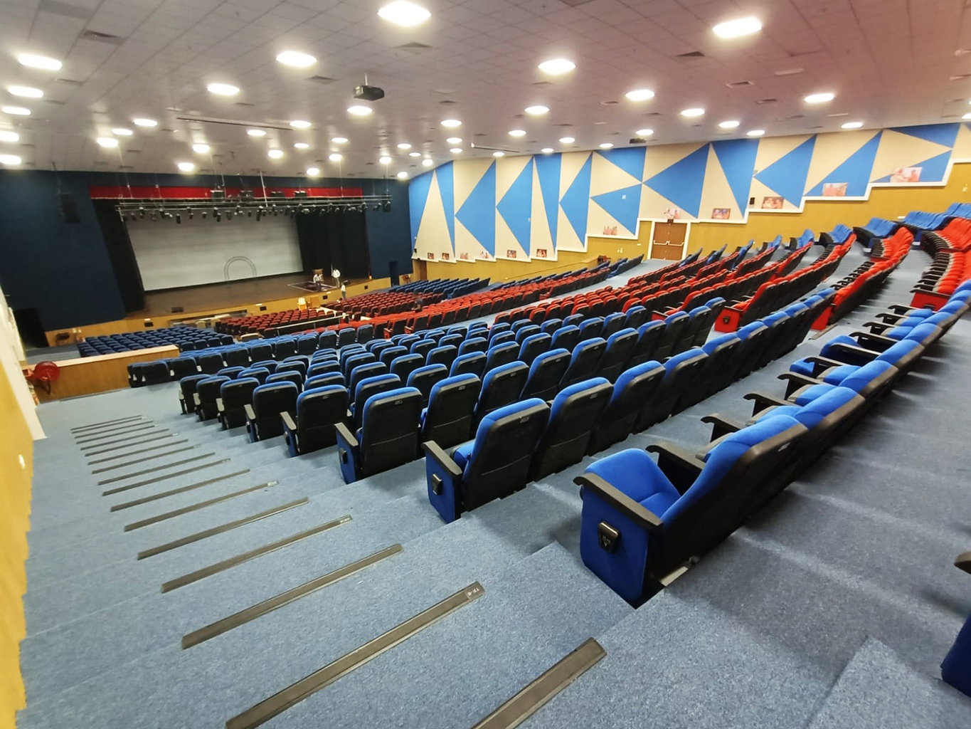 Ayuntamiento de AMC Vastral: un centro comunitario para eventos cívicos