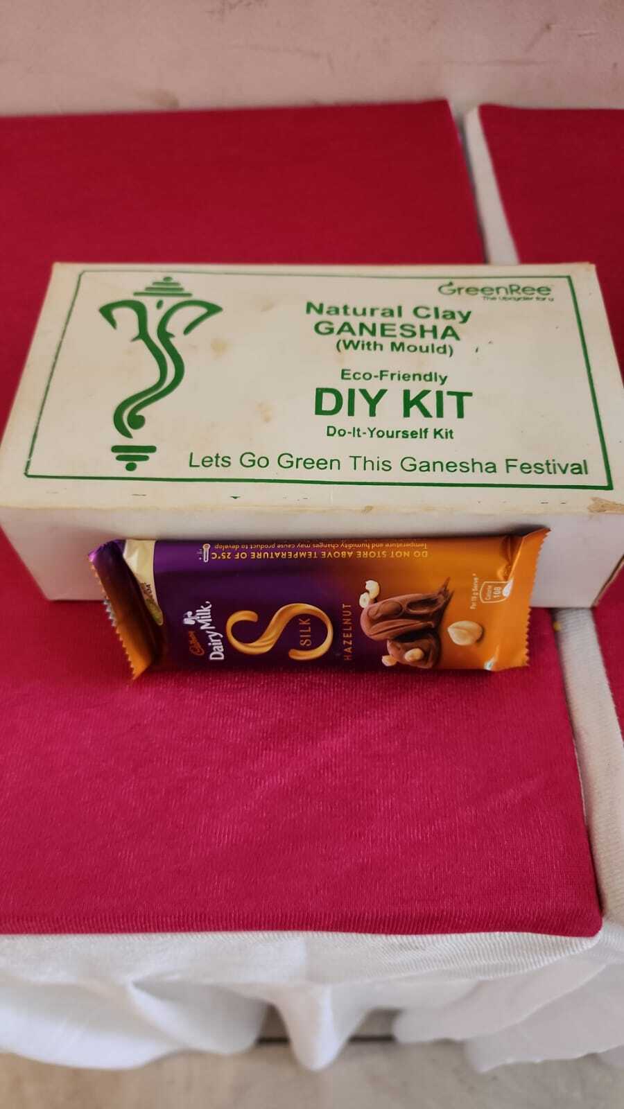 Gift for cultural program participants