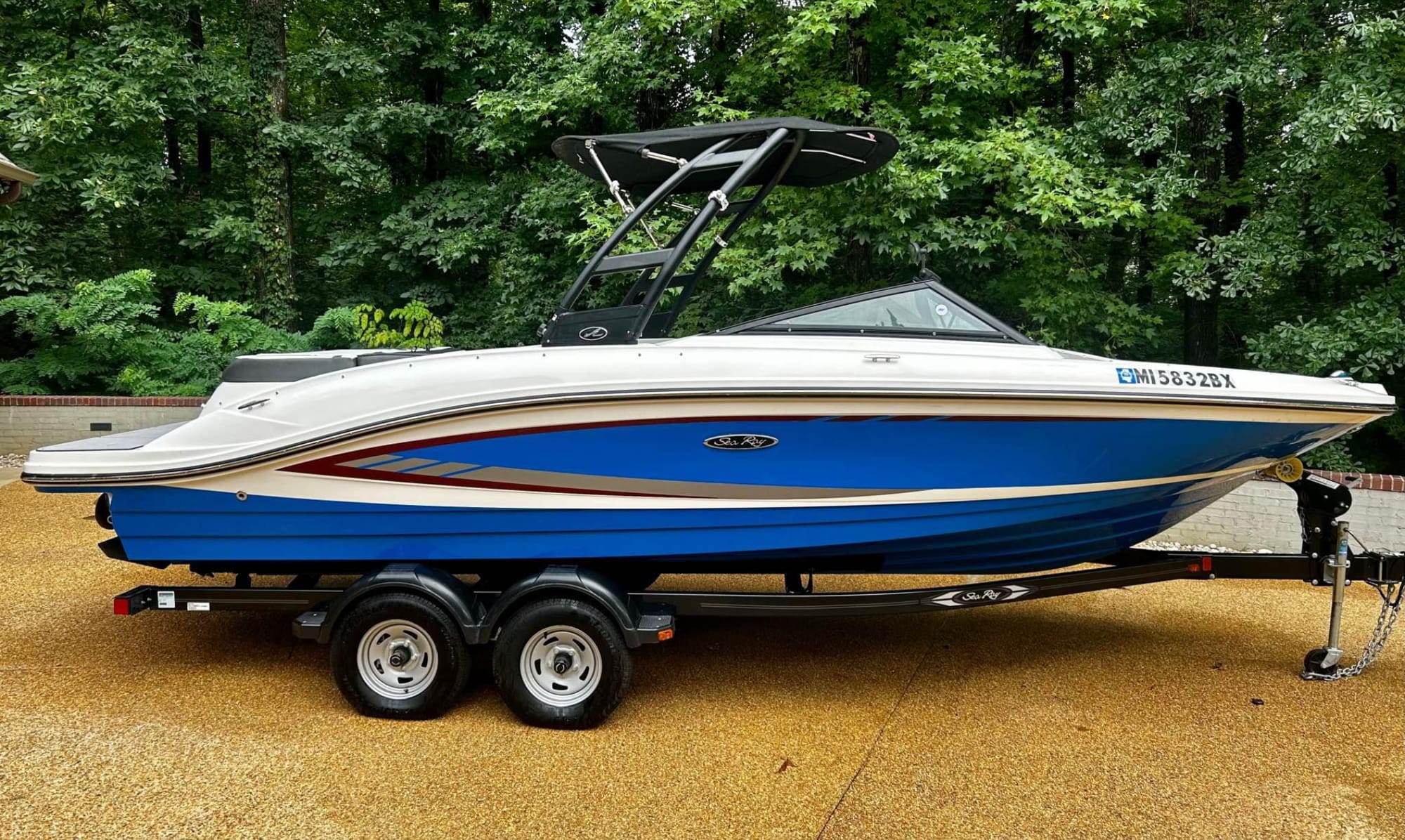 Sea Ray 210 SPX 2015