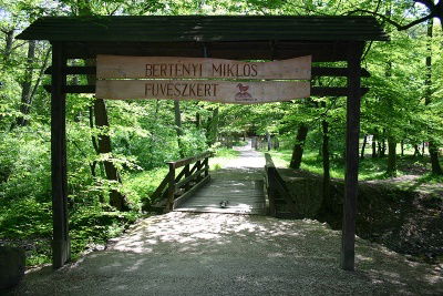 Újra – A kapcsolódás művészete – önismereti túra újra tervezőknek, társra vágyóknak