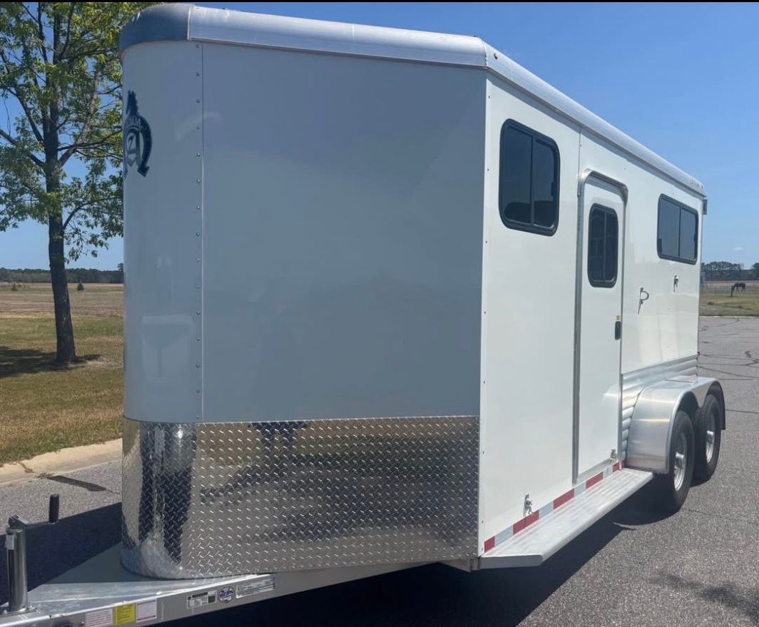 2024 Adam 2 Horse Julite 710