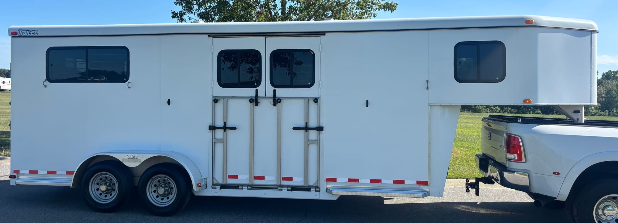 Extra tall and wide trailer
