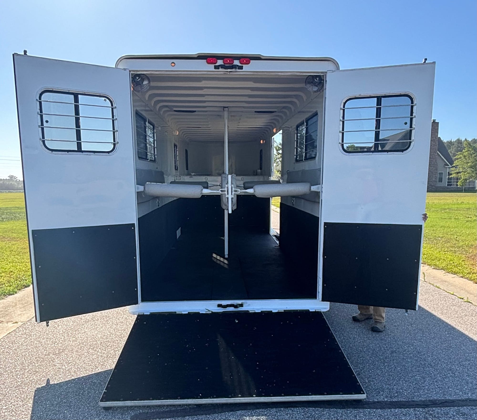 Extra tall and wide trailer
