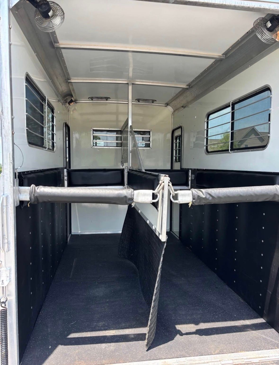 2006 Collin Arndt 2 horse with a tack room
