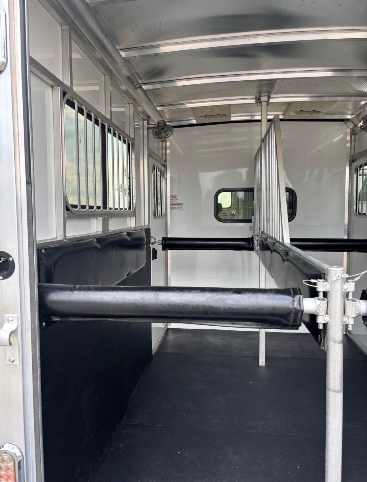 2018 Sundowner Charter SE 