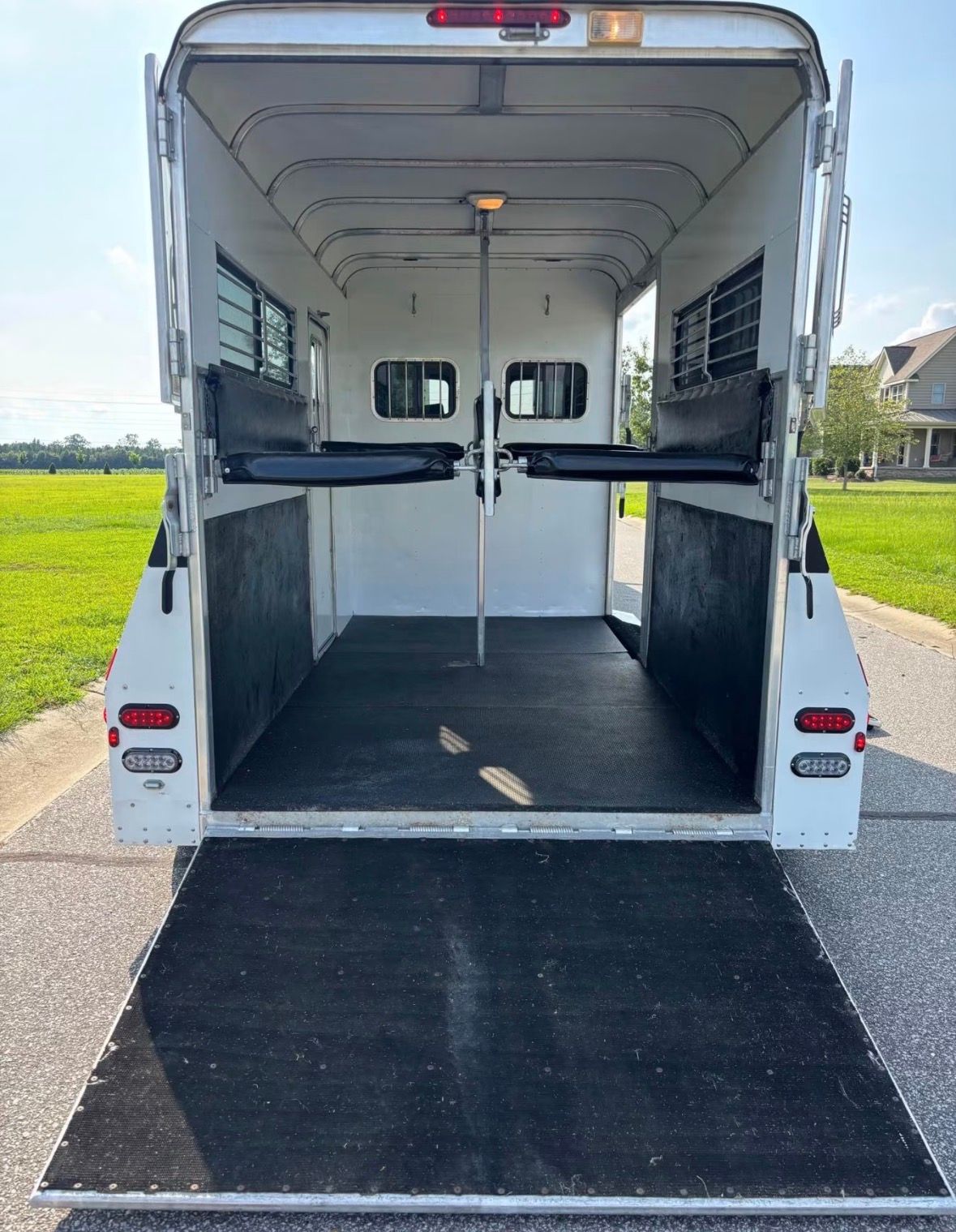 2011 Gore 2H with Side Ramp