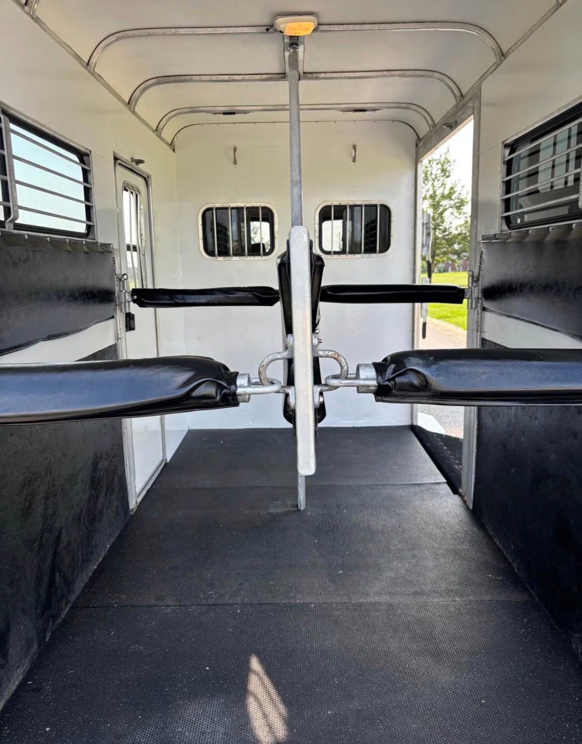 2011 Gore 2H with Side Ramp
