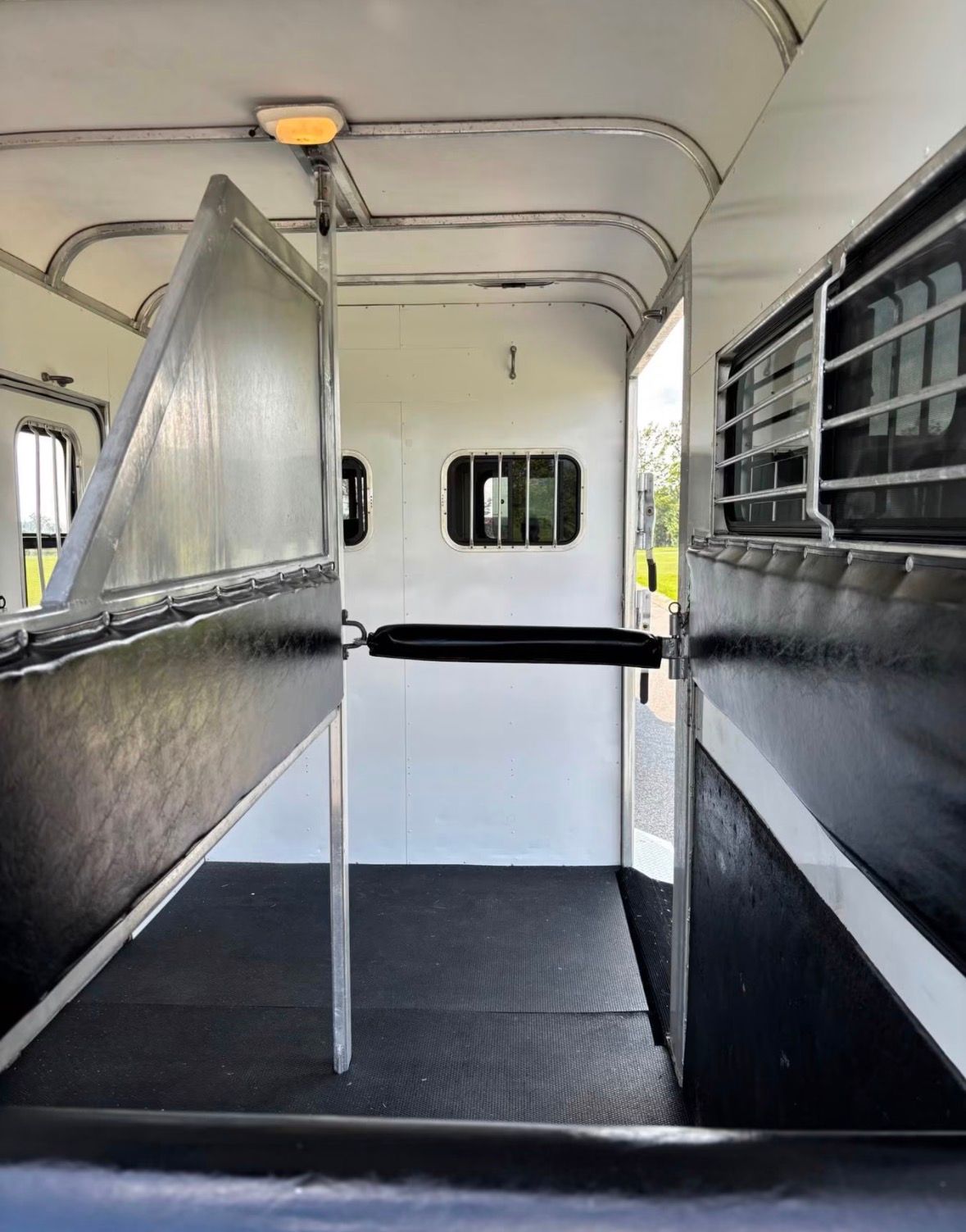 2011 Gore 2H with Side Ramp