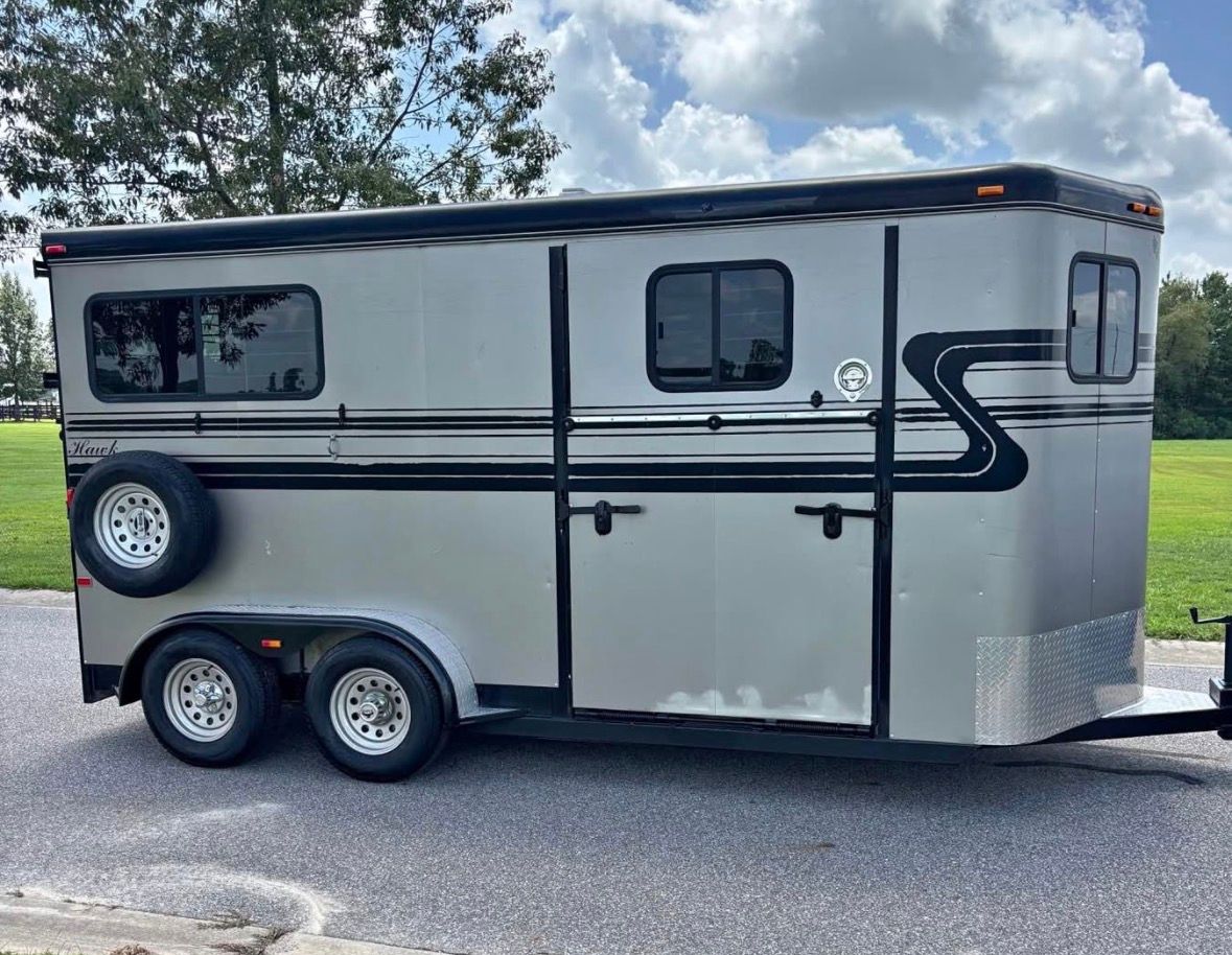 2008 Hawk 2 Horse with Side Ramp and Tack Room