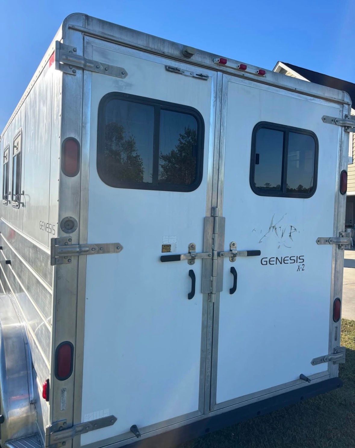 2003 Kiefer Built 2H Slant Load 